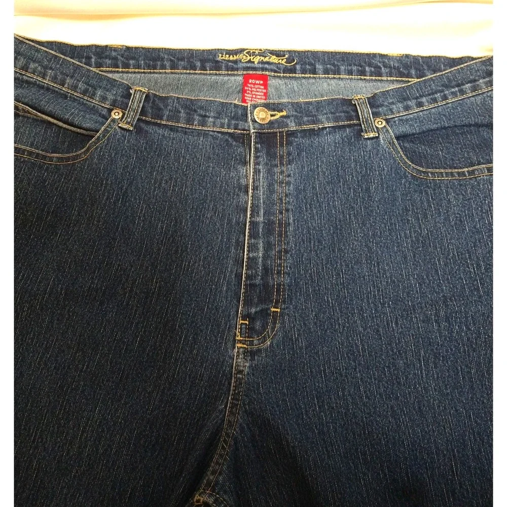 womens "LIZ & ME" SIGNATURE DENIUM CAPRIS, EMBROIDERED STYLING, SIZE 20WP‎ - Picture 9 of 16